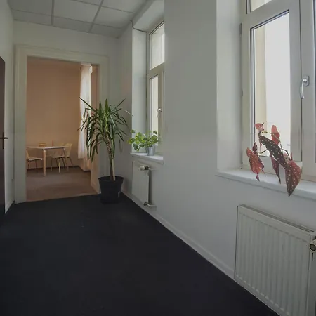 Auberge de jeunesse In *
