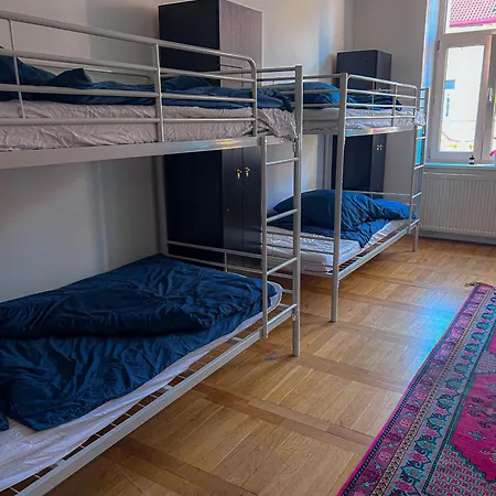 In Albergue *